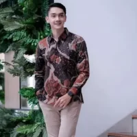 Baju Batik Pria Kualitas Terbaik Terbaru
