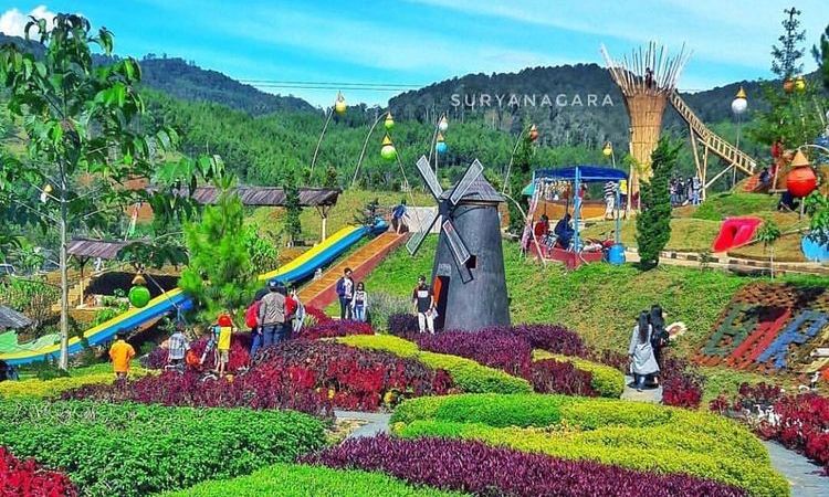 10 Tempat Wisata di Bandung yang Wajib Dikunjungi Saat Liburan