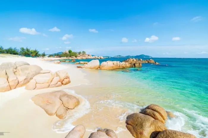 Wisata Pantai di Vietnam yang Menawarkan Keindahan Alam Menakjubkan